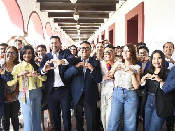 Impulsa Gobierno de Puebla salud inclusiva con Feria LGBTTTIQA+ en El Portalillo
