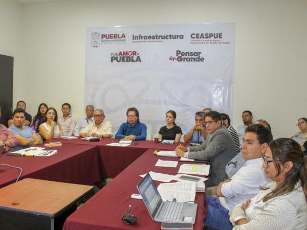 Realiza CEASPUE reunión de trabajo con supervisores y residentes de obra