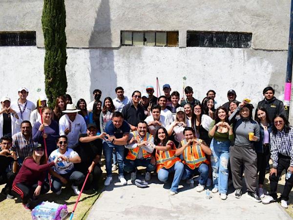 Jóvenes poblanos se suman a la Jornada Nacional de Tequios