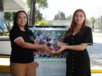 Convenciones y Parques entrega 150 mil tapitas a AMANC Puebla