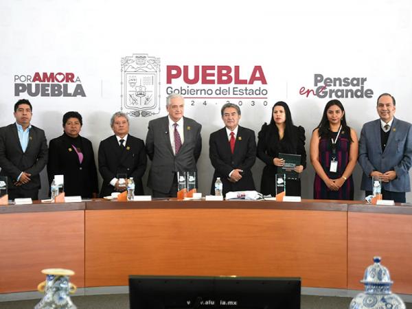 En su 45 aniversario, ISSSTEP fortalece modelo de atención y seguridad social