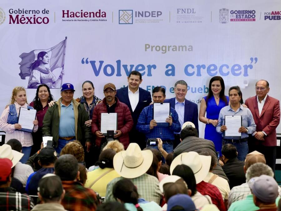 “Volver a Crecer” devuelve tranquilidad y patrimonio a familias productoras de Puebla.