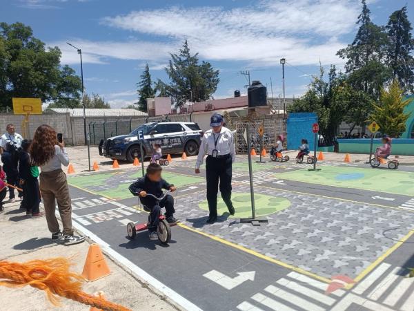 Feria de Paz acerca bienestar y servicios a la población