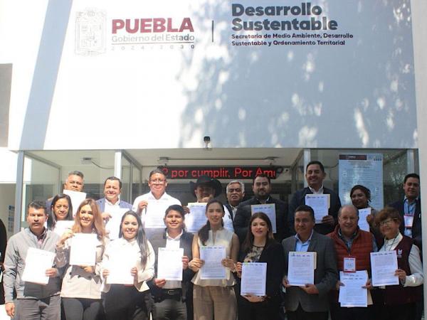 Acuerdan Gobierno estatal y 16 municipios cero tolerancia al maltrato animal