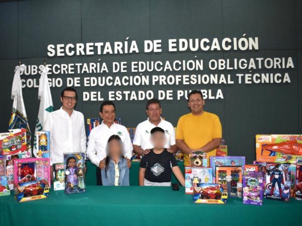 Celebra Conalep Puebla Día del Niño y la Niña con base trabajadora