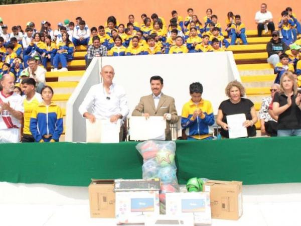 UDEP y Centros Escolares signan convenio para formación académica y deportiva de estudiantes