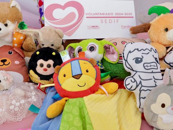 SEDIF Puebla impulsa entrega de juguetes a favor de la niñez poblana