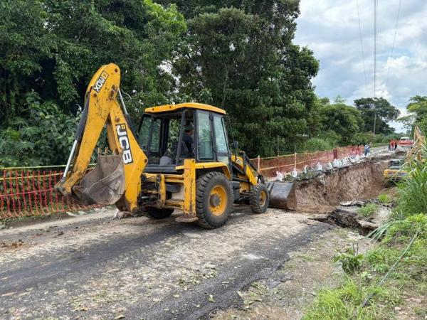 Interviene gobierno estatal daños en 10 municipios ocasionados por Huracán Erick