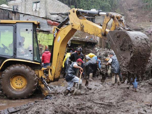 117 unidades de maquinaria en territorio permitieron respuesta inmediata a municipios afectados: Armenta