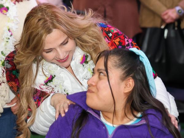 Abriga SEDIF a familias vulnerables con campaña invernal