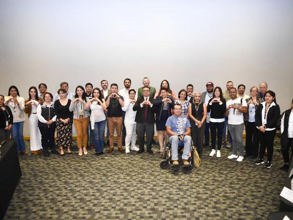 Gobierno fortalece política contra el VIH/Sida mediante sesión del Consejo Estatal