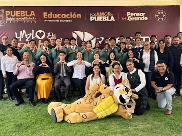 Estudiantes de CECyTE representarán a Puebla en concurso nacional de creatividad tecnológica