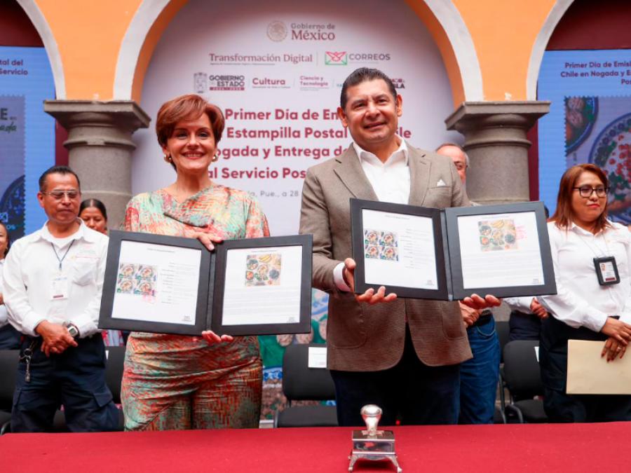 Chile en nogada lleva la identidad de Puebla y México al mundo