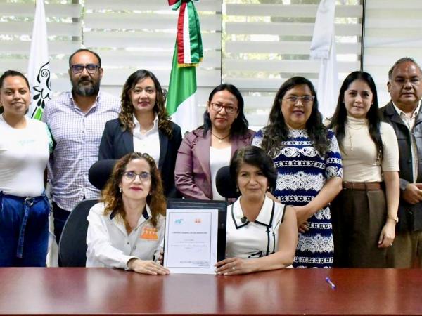 Firma UTH convenio con Fundación MAJOCCA para impulsar estadías y compromiso social