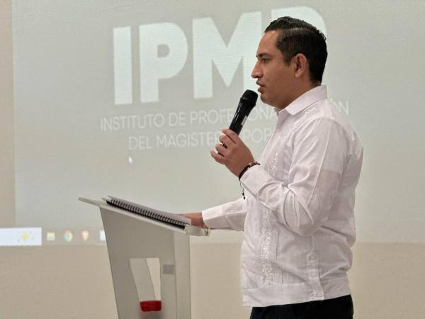 IPMP capacita a 160 docentes en inteligencia artificial para planeación didáctica