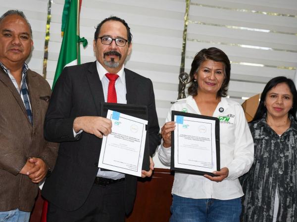 Fortalecen UTH y UNIC la formación profesional con convenio de colaboración