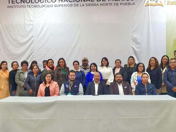 Acerca IPMP profesionalización docente a la Sierra Norte de Puebla