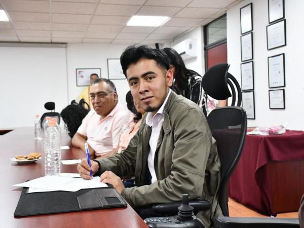 Estudiante de UTH realizará estancia en Colombia