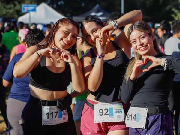 Gobierno del Estado impulsa carrera solidaria, promueve deporte y donación de vida