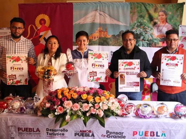 Impulsa Gobierno de Puebla Festival Regional de las Flores en Chiautzingo