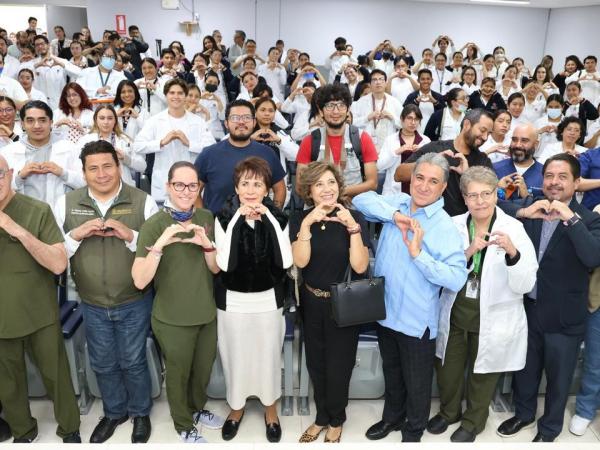 Suma voluntades SEDIF y logra 12 reconstrucciones mamarias