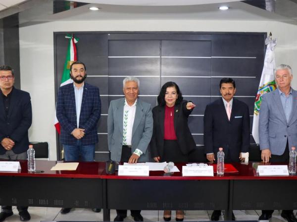 Gobierno estatal reafirma compromiso con educación orientada al desarrollo científico