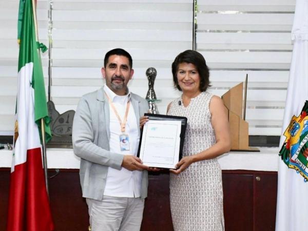 UTH firma convenio con Asociación Nacional e Internacional de Derechos Humanos