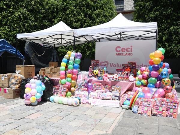 Entrega el Voluntariado de la Secretaría de Infraestructura juguetes a SEDIF