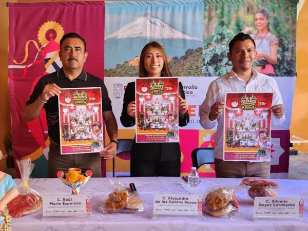 Altares monumentales, símbolo de fe y tradición viva en Huaquechula