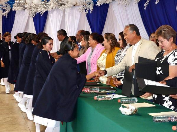 Egresan 57 estudiantes de Conalep Ciudad Serdán de la generación 2023-2026