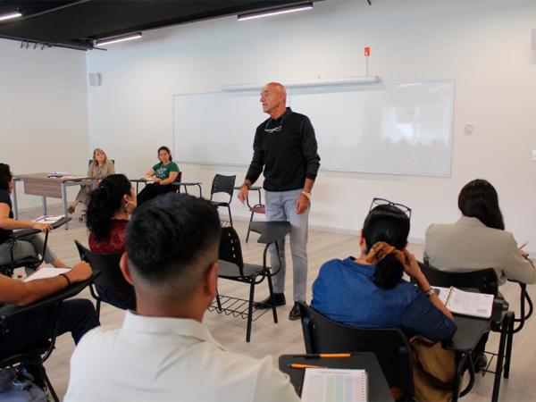UDEP alcanza matrícula de 558 estudiantes y amplía oportunidades de formación