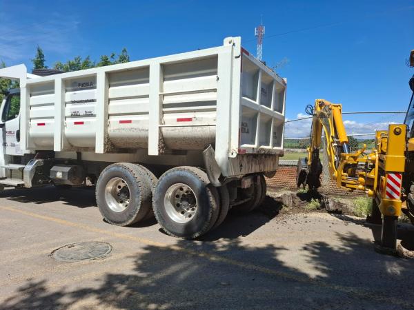 Realiza Secretaría de Infraestructura obras para evitar inundaciones en escuelas en Epatlán