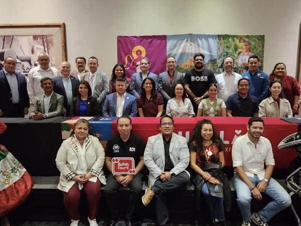 Puebla y Tabasco acuerdan impulsar el turismo mediante conectividad aérea