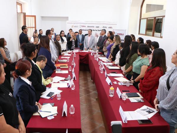 En Puebla es prioridad prevenir maternidad temprana