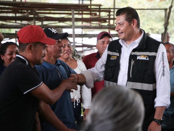 Con módulos de maquinaria, gobierno estatal previene inundaciones en sierra norte
