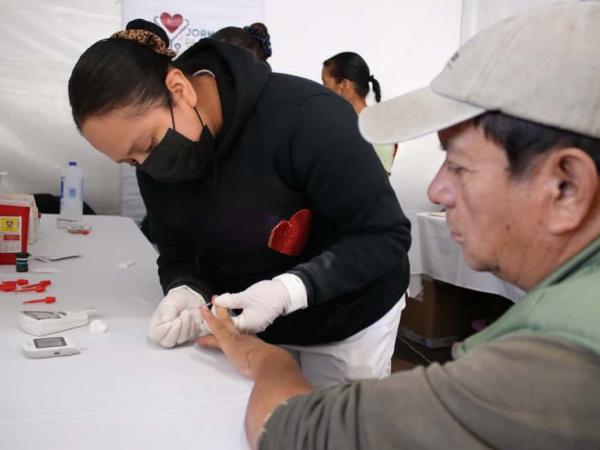 Gobierno impulsa salud y bienestar animal durante jornada Por Amor a Puebla