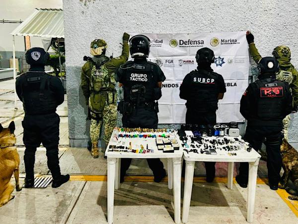 Realiza SSP operativos simultáneos en penales de Tepexi y San Pedro Cholula
