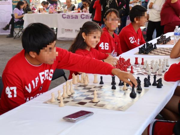 “Tejiendo Paz” fortalece tejido social en Chachapa y San Martín Texmelucan