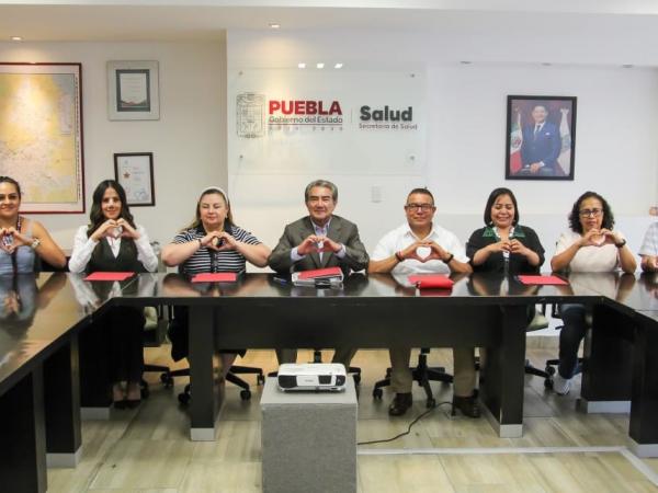 Puebla se consolida como referente en modelo universal de servicios de salud