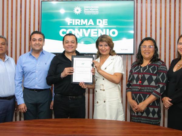 UTH y gobierno de San Martín Texmelucan sellan alianza para fortalecer educación superior