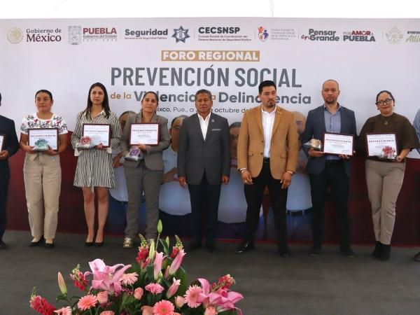 Impulsa CECSNSP la cultura de paz a través de foro