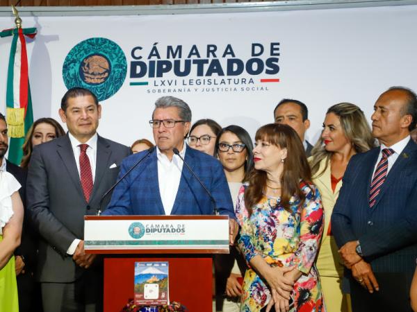 Presentan en la Cámara de Diputados los “Eventos 2025 Por Amor a Puebla”