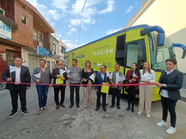 Firma IEEA convenio “En Ruta por la Educación”, para impulsar jornada itinerante