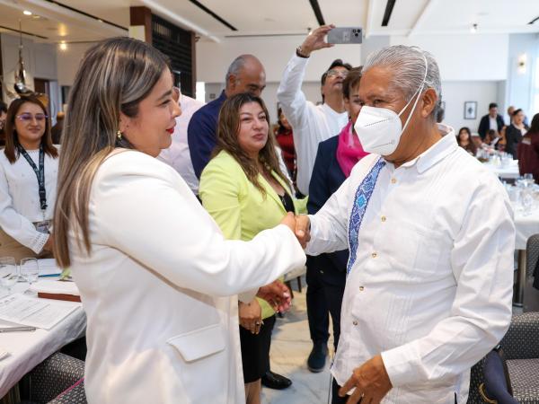 Fortalece SEP Puebla coordinación administrativa para mejorar atención