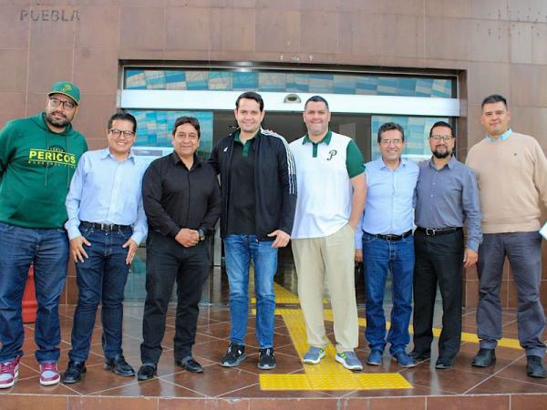 Secretaría del Deporte y Juventud estrechan lazos con club Pericos de Puebla