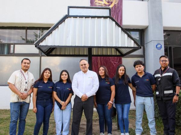 UTTECAM presenta prototipo de Ecopalapa solar autosustentable