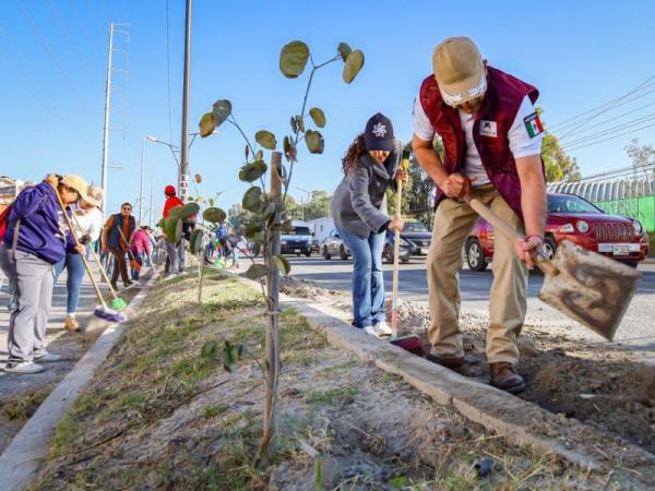 Con la suma de esfuerzos, Policía Auxiliar realiza Segunda Faena Comunitaria