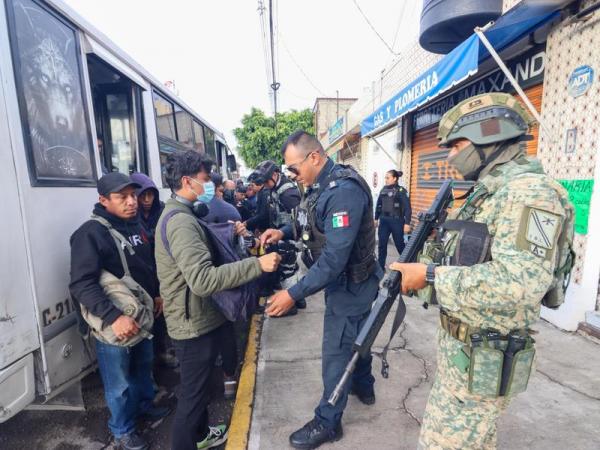 Con operativo &quot;Pasajero Seguro&quot;, Gobierno garantiza tranquilidad de familias poblanas