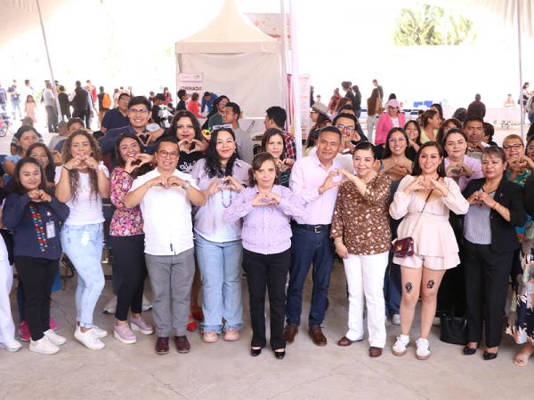 Impulsa Gobierno Estatal bienestar para mujeres con Jornada Violeta en Coronango