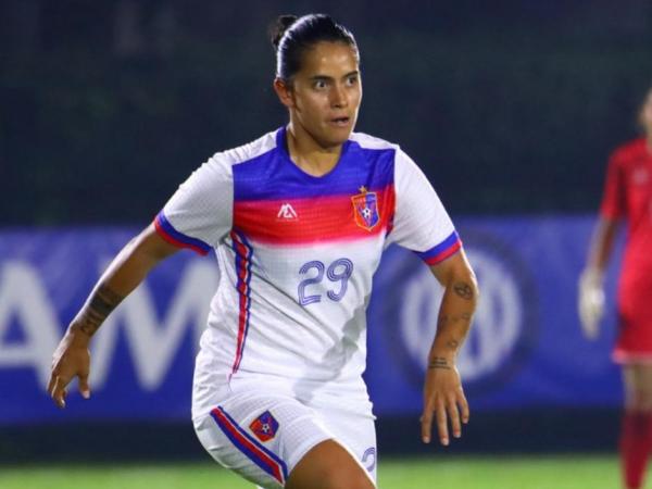 Poblana hace historia, es la primera mexicana en fútbol femenil en Albania